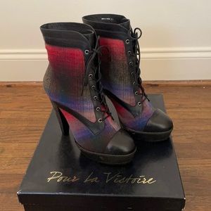 Pour La Victoire Dayton Platform Ankle Boots